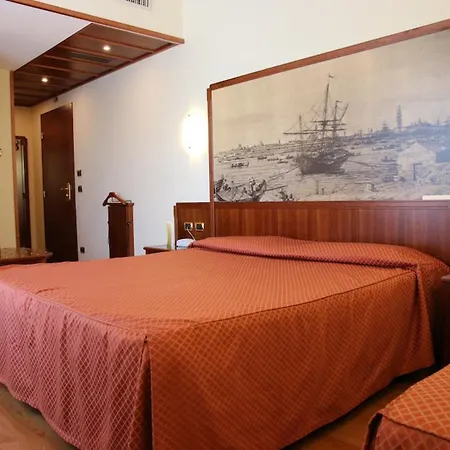 Hotel President Venezia 4*