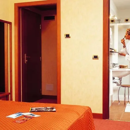 President Venezia Hotel 4*